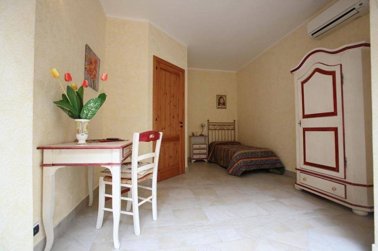 מודיקה B&B Candido Vacanze מראה חיצוני תמונה